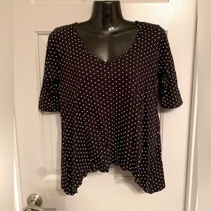 STYLEMINT Black & White Polkadot Tee w/ Curved Hem SZ 1 S